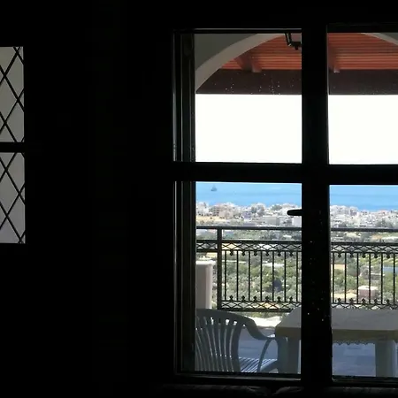Polithea Guest house *